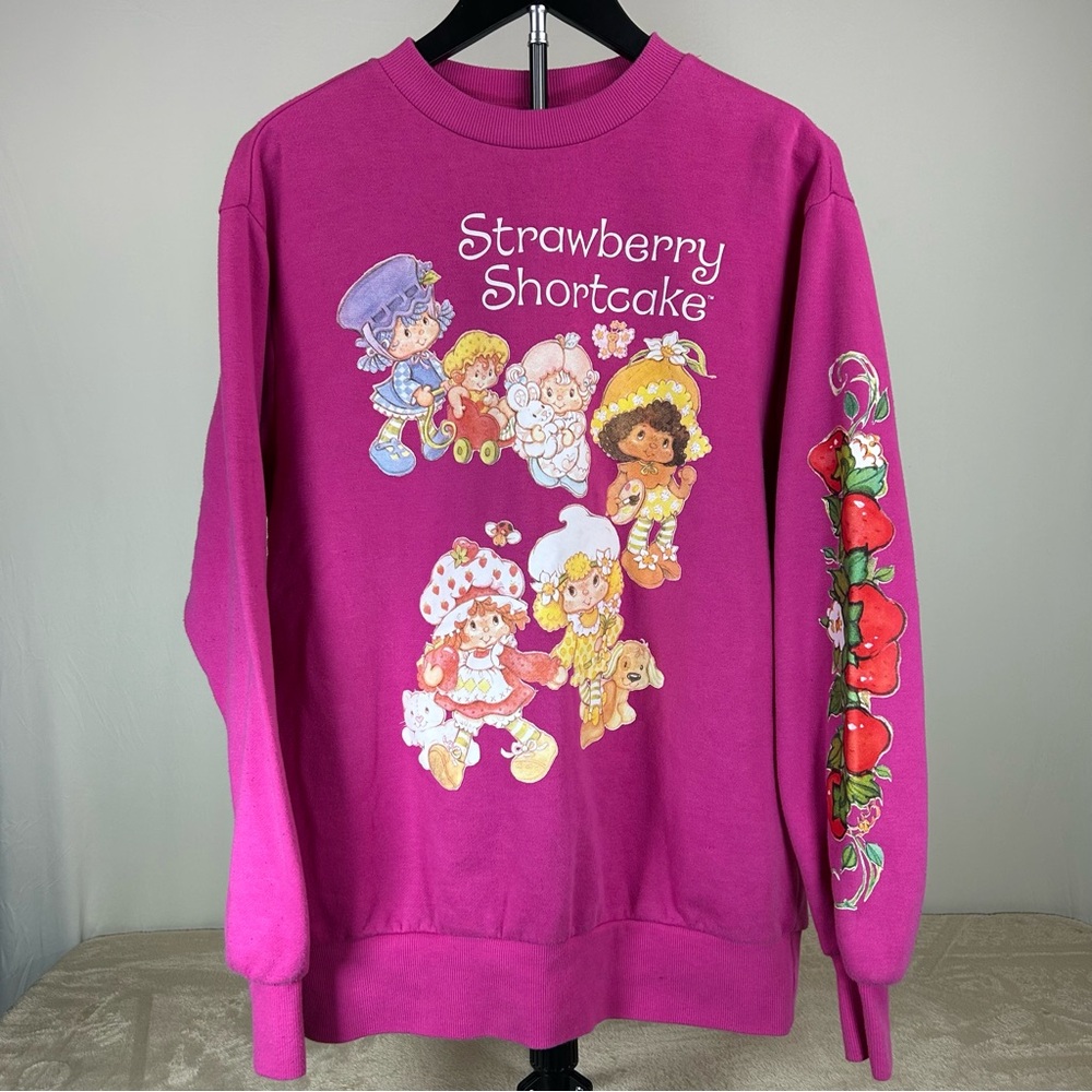 Strawberry Shortcake Pink Graphic Crewneck Sweater XS Y2K